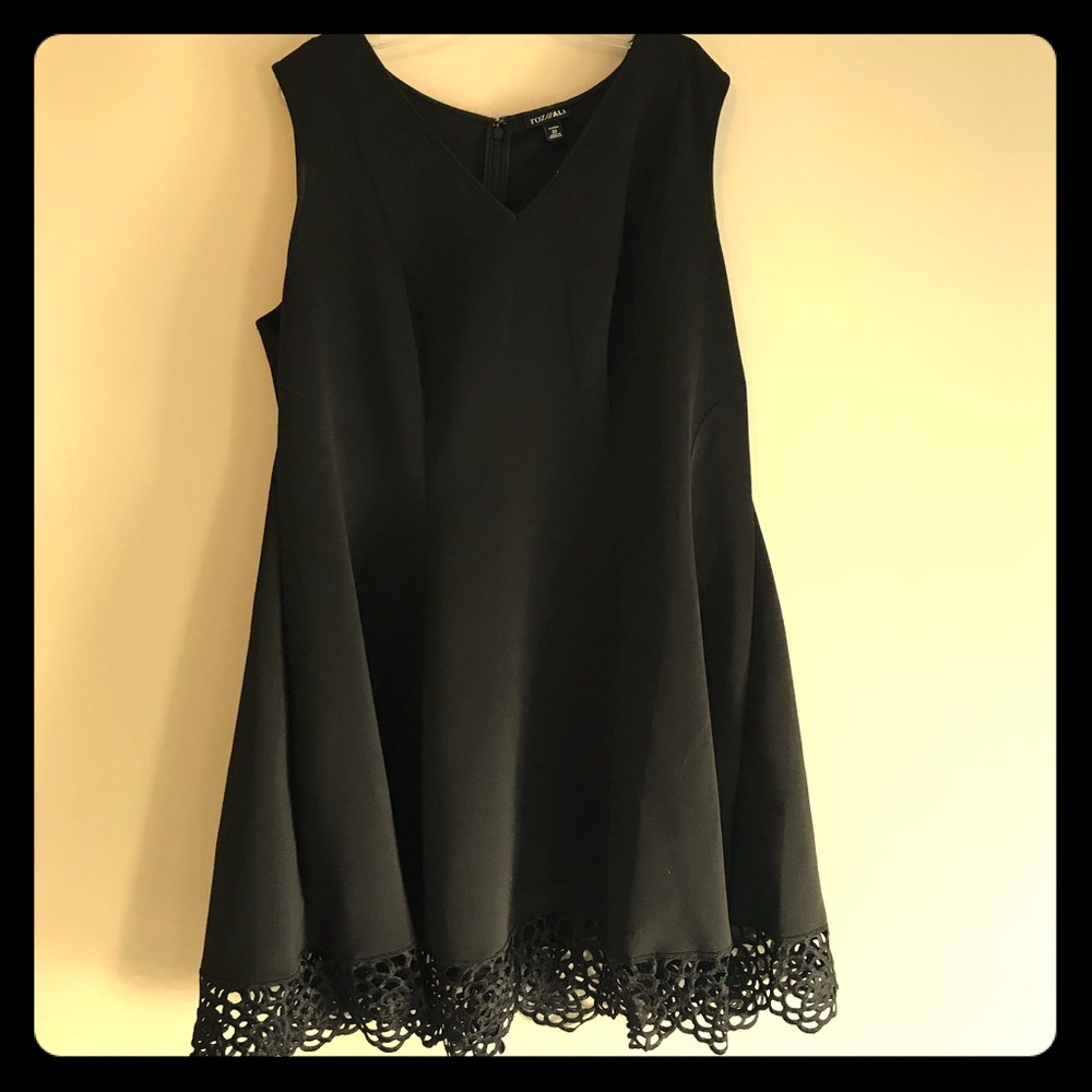 Like NEW Roz&Ali Black Dress